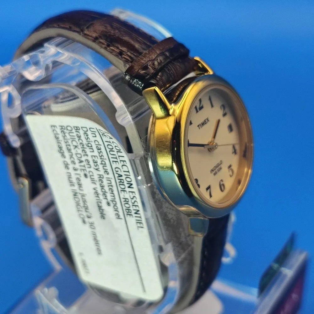 New! Vintage 2011 Timex Easy Reader Indiglo 25mm Women's Quartz Watch NOS w/Box - Picture 3 of 13